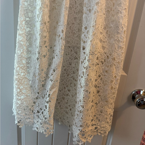 LACE A LINE MIDI DRESS ASTR THE LABEL - Picture 5 of 6